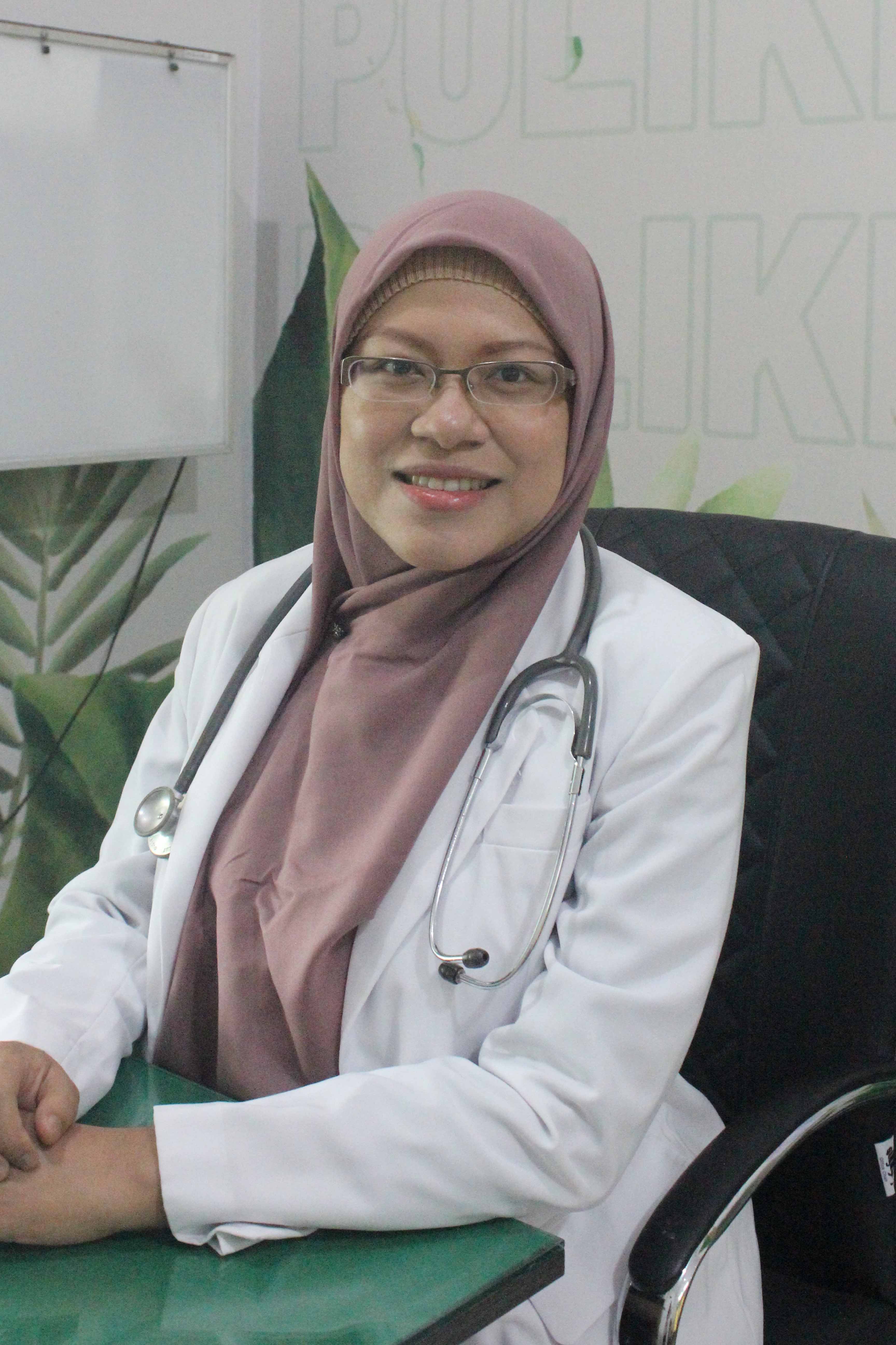 dr. FADHILA NURISA, Sp.PD